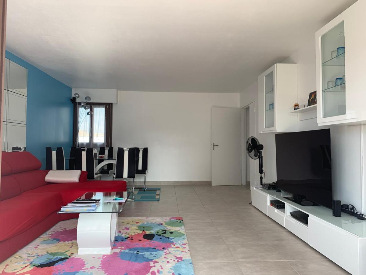 appartement a louer vue sur seine Melun Extérieur photo