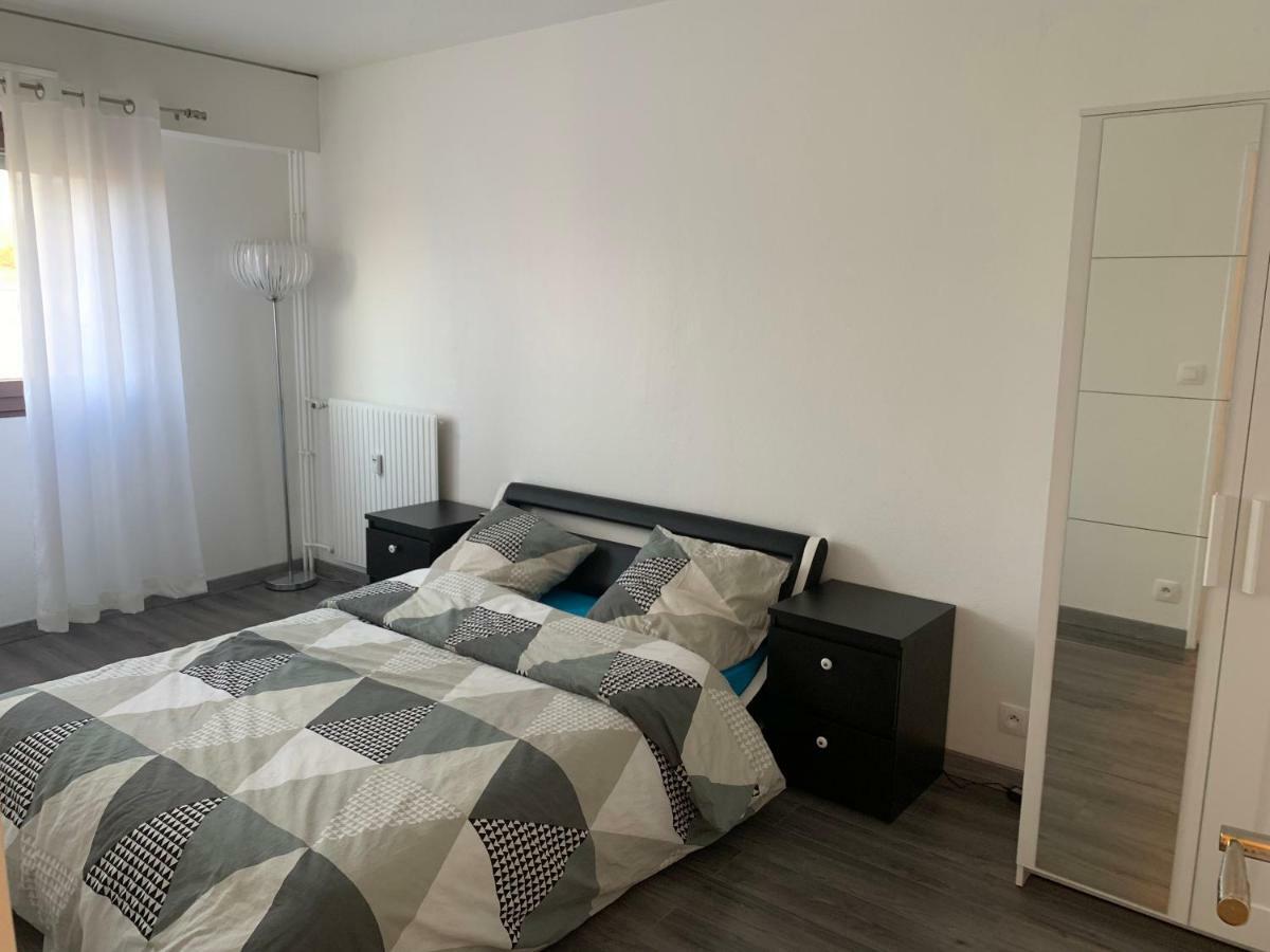 appartement a louer vue sur seine Melun Extérieur photo